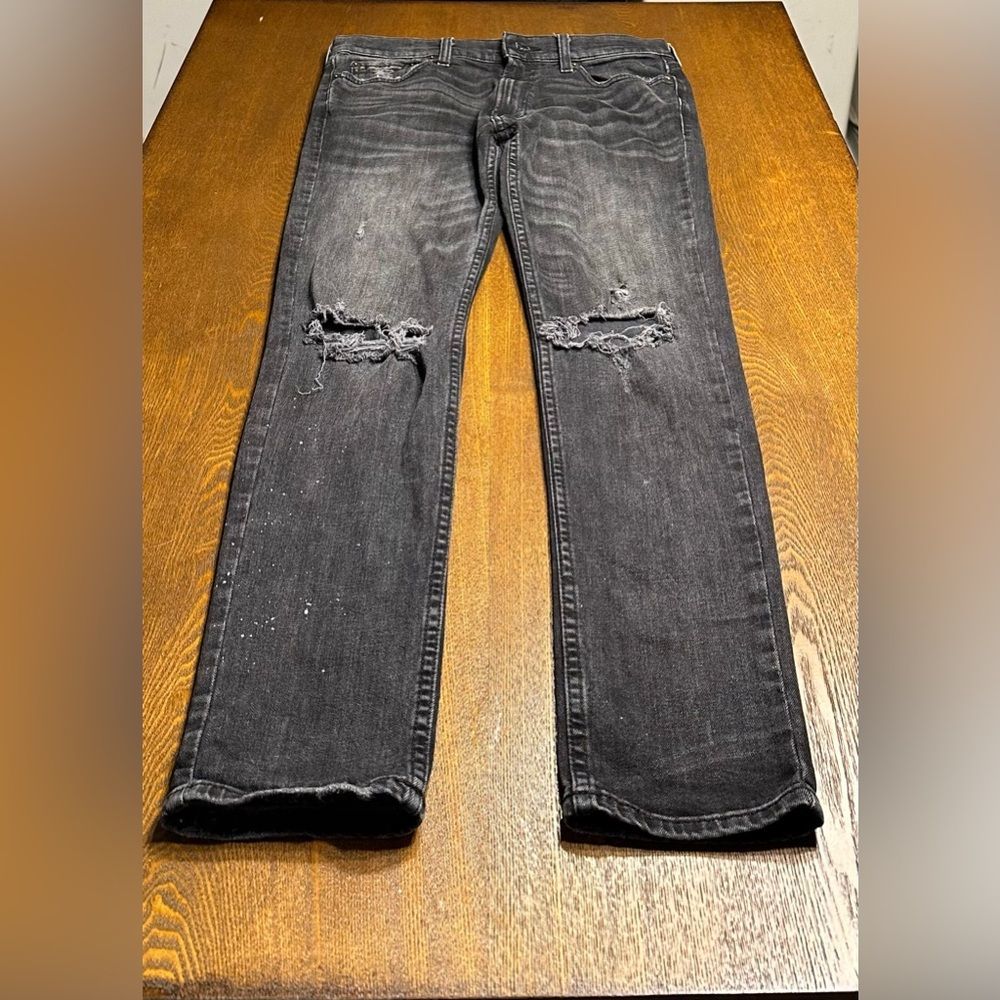 Men’s Hollister black distressed super skinny jeans